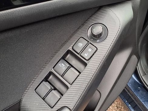 Used 2014 MAZDA MAZDA3 i Sport image 14