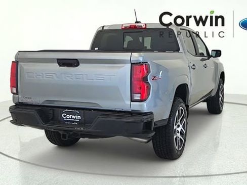 Used 2024 Chevrolet Colorado Z71 w/ Z71 Convenience Package 2 AWD/4WD image 7