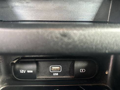 Used 2024 Kia Forte LXS w/ LXS Technology Package FWD image 18