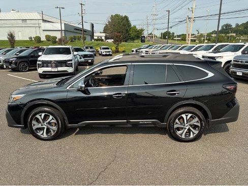 Used 2022 Subaru Outback Touring AWD/4WD image 15