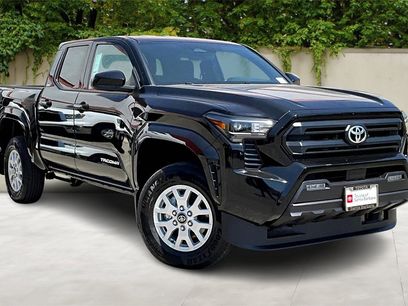 New 2025 Toyota Tacoma SR5