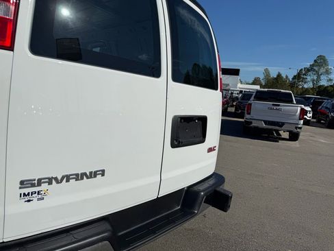 Used 2023 GMC Savana 2500 w/ Driver Convenience Package RWD image 24