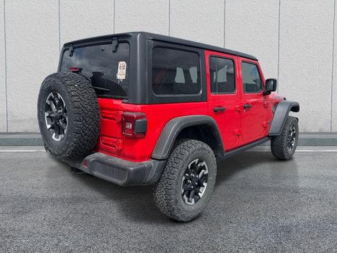Used 2025 Jeep Wrangler Unlimited Rubicon 4xe w/ Convenience Group image 7