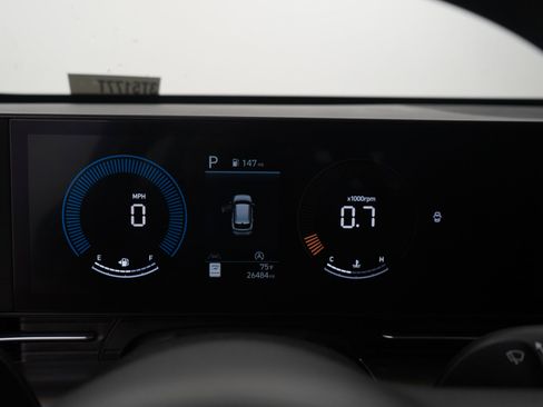 Used 2025 Hyundai Kona SE AWD/4WD image 26