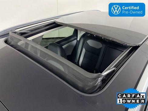 Certified 2023 Volkswagen Taos SEL AWD/4WD image 22