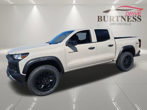 New 2026 Chevrolet Colorado Trail Boss AWD/4WD image 3