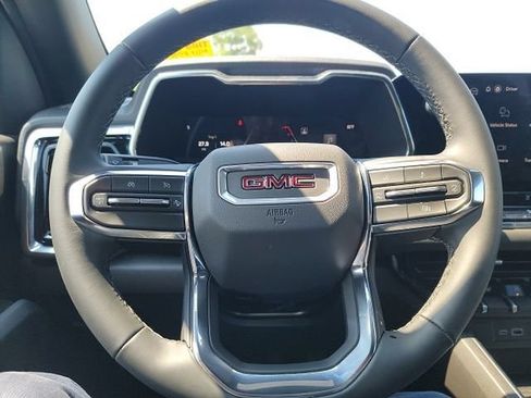 Used 2026 GMC Canyon Elevation AWD/4WD image 16