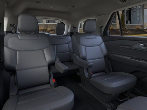 Used 2026 Ford Explorer Active w/ Active Comfort Package AWD/4WD image 13
