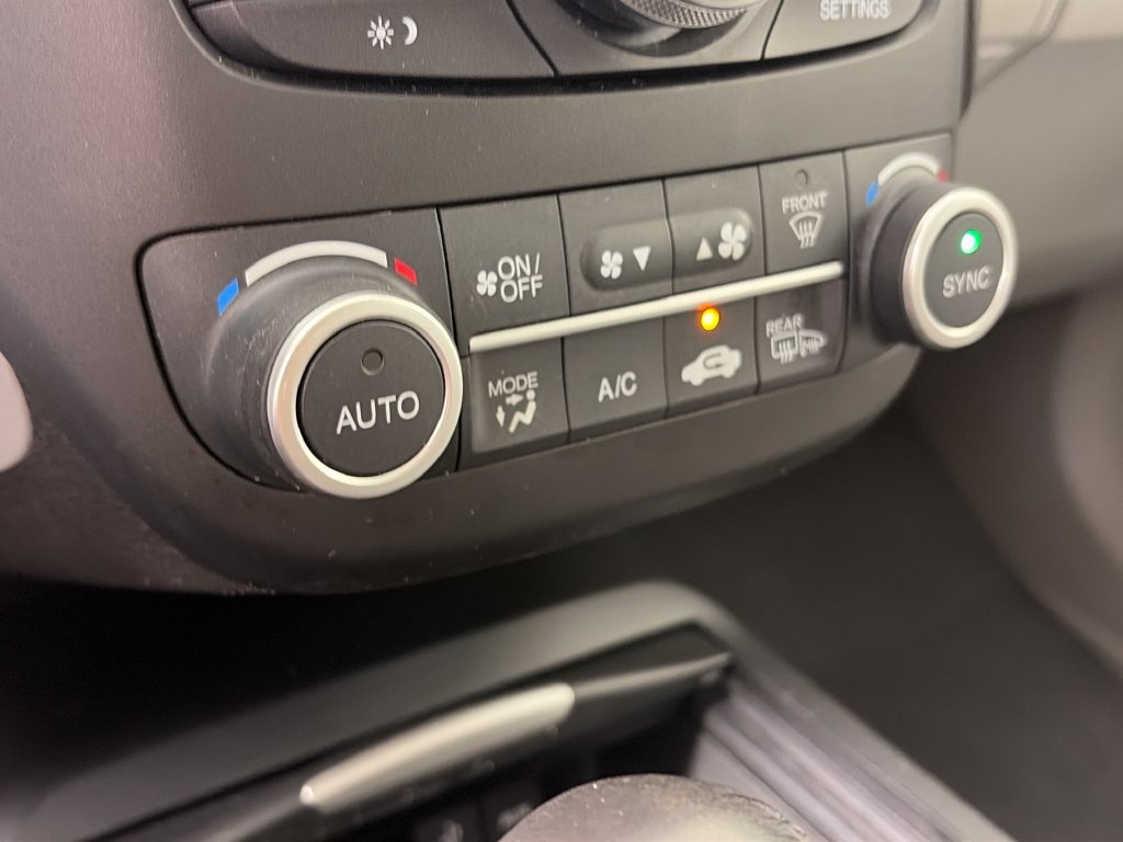 Used 2018 Acura RDX w/ Technology Package AWD/4WD image 22