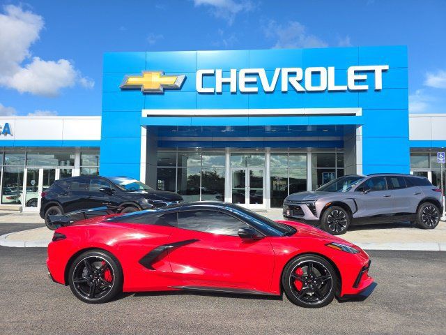 Used 2020 Chevrolet Corvette Stingray Coupe w/ 1LT RWD image 2