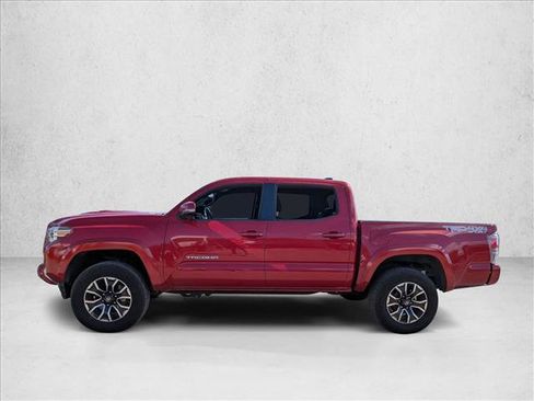 Used 2020 Toyota Tacoma TRD Sport image 2