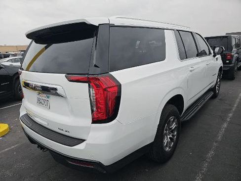 Used 2022 GMC Yukon XL SLE w/ Max Trailering Package AWD/4WD image 4
