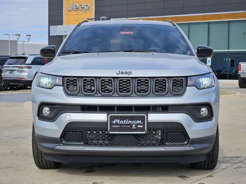 New 2026 Jeep Compass Latitude image 6