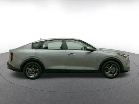 Used 2025 Kia K4 FWD image 14