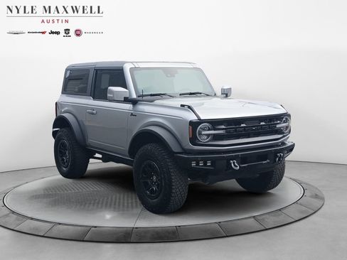 Used 2023 Ford Bronco Outer Banks w/ Sasquatch Package image 2