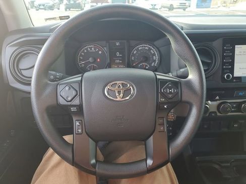 Used 2021 Toyota Tacoma SR image 31