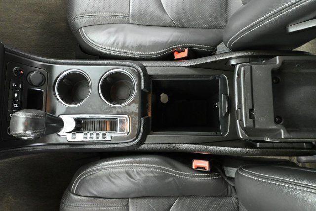 Used 2014 GMC Acadia SLE AWD/4WD image 28