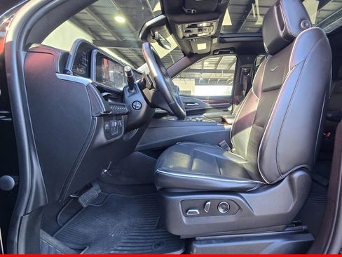 Used 2021 Cadillac Escalade Premium Luxury w/ Driver Assist Tech Package image 4