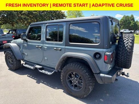Used 2025 Jeep Wrangler Unlimited Sport AWD/4WD image 5