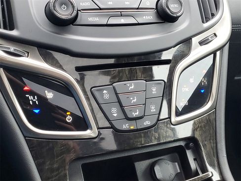 Used 2016 Buick LaCrosse Leather image 25