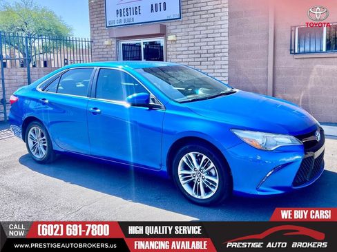 Used 2017 Toyota Camry SE FWD image 5