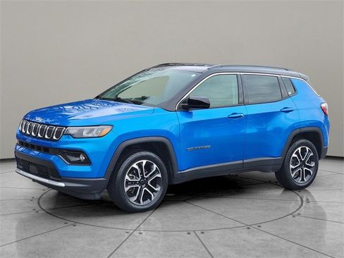 Certified 2022 Jeep Compass Limited image 3