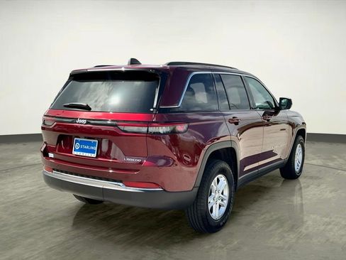 Used 2025 Jeep Grand Cherokee Laredo w/ Trailer Tow Package image 6