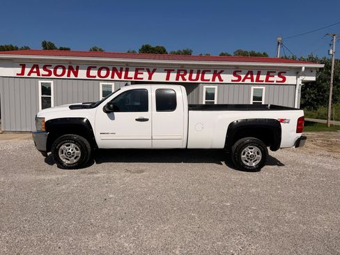 Used 2012 Chevrolet Silverado 2500 LT w/ Interior Plus Package AWD/4WD image 1