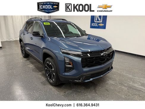 Used 2025 Chevrolet Equinox RS image 1