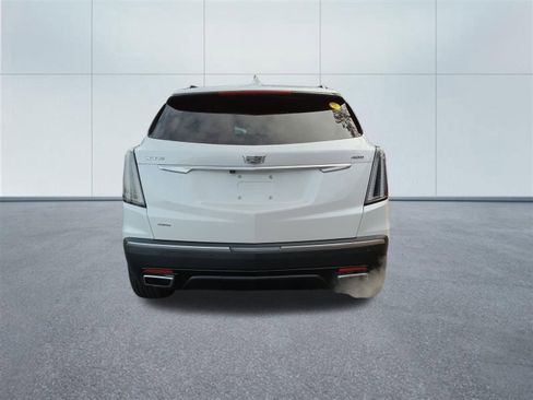 Used 2025 Cadillac XT5 Sportv w/ LPO, Red Accent Package image 4