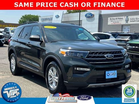 Used 2023 Ford Explorer XLT w/ Equipment Group 202A AWD/4WD image 1