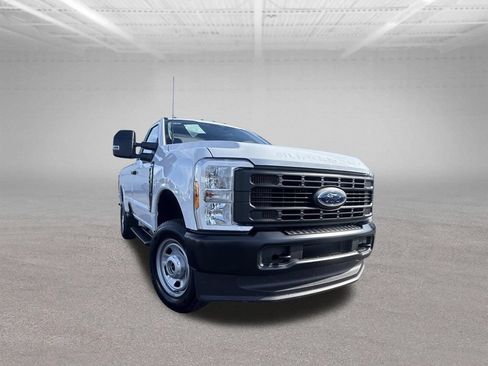 Certified 2025 Ford F350 XL w/ Snow Plow Prep Package AWD/4WD image 37