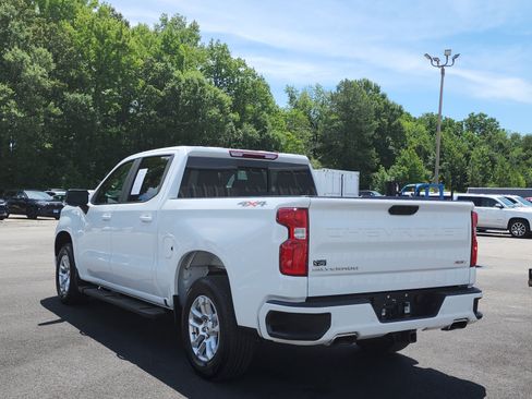 Used 2024 Chevrolet Silverado 1500 RST w/ Convenience Package II AWD/4WD image 3