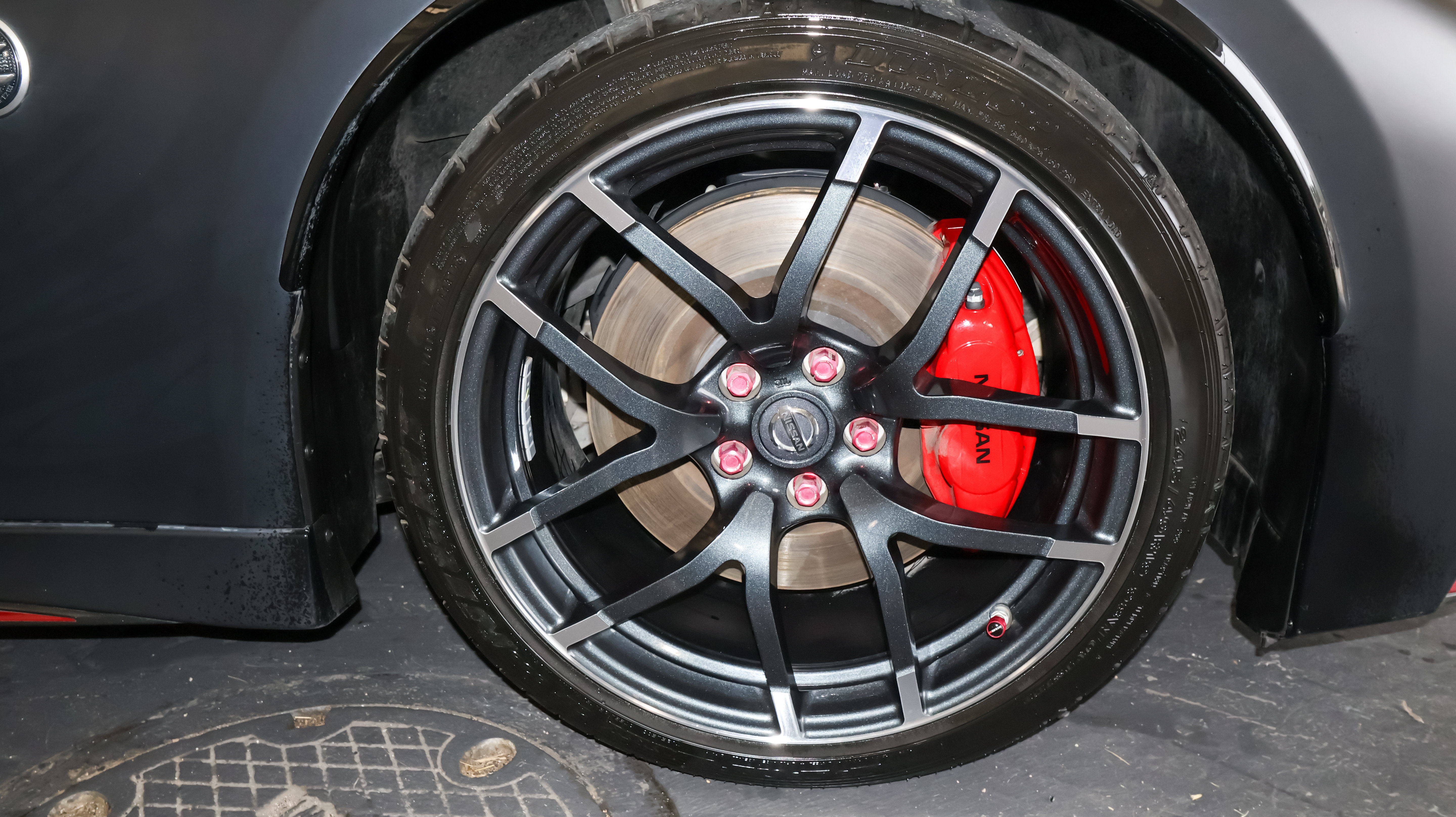Used 2020 Nissan 370Z NISMO RWD image 30
