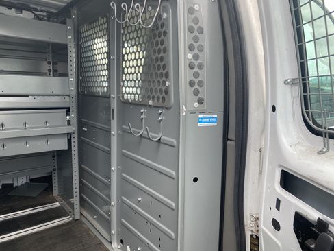 Used 2014 Chevrolet Express 2500 w/ Cold Climate Package RWD image 17