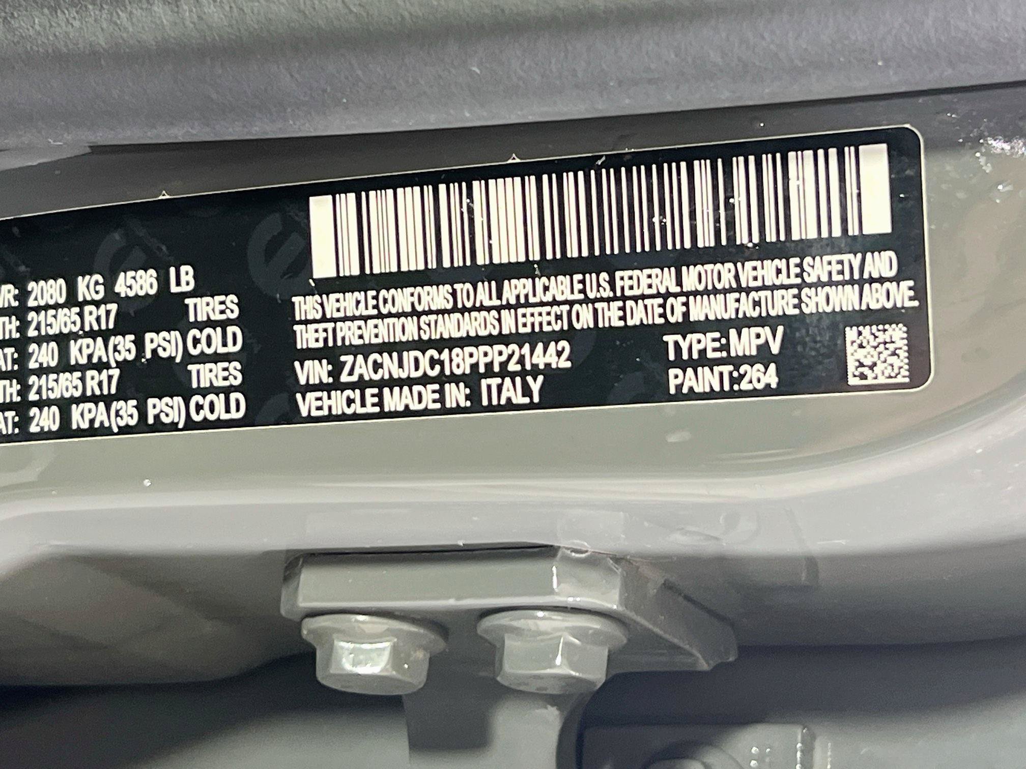Used 2023 Jeep Renegade Trailhawk AWD/4WD image 30
