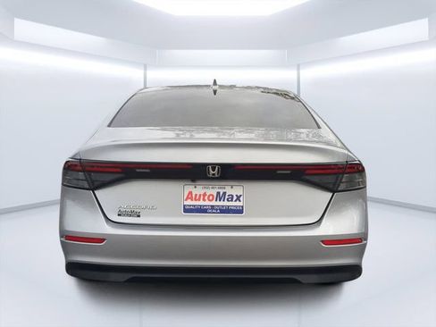Used 2024 Honda Accord EX image 4