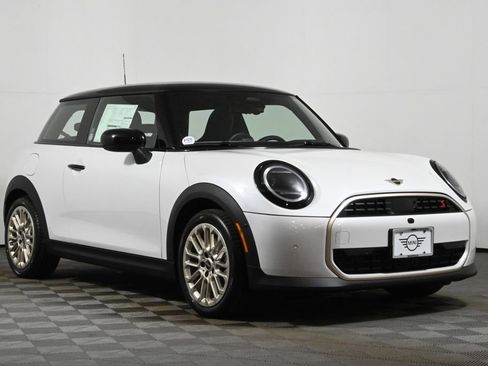 Used 2025 MINI Cooper S image 9