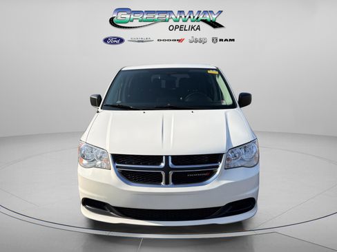 Used 2013 Dodge Grand Caravan SE image 2