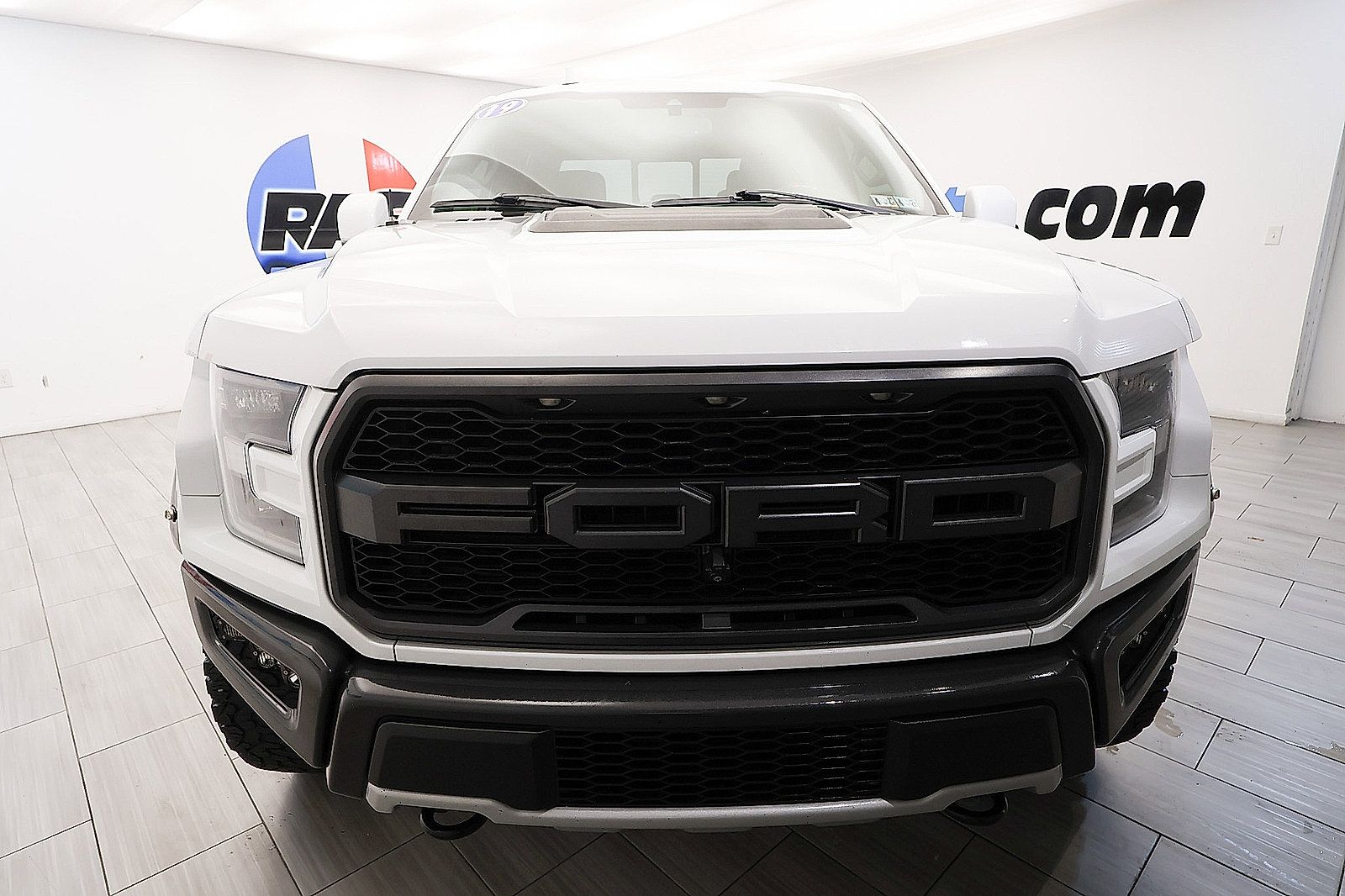 Used 2019 Ford F150 Raptor w/ Equipment Group 802A Luxury AWD/4WD image 5