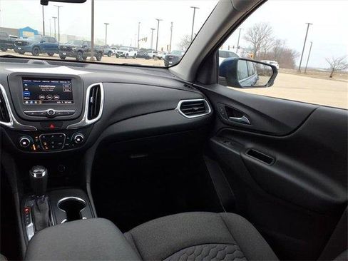 Used 2020 Chevrolet Equinox LT image 9