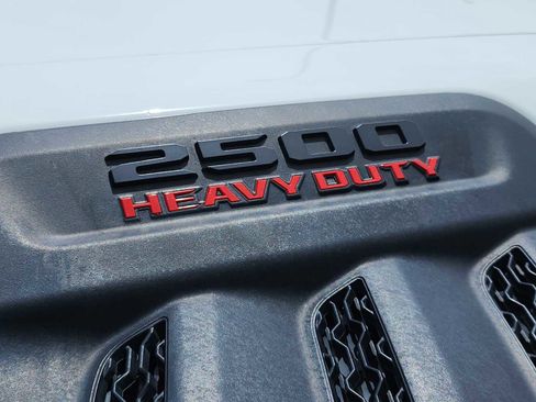 Used 2024 RAM 2500 Laramie w/ Night Edition AWD/4WD image 15