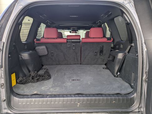 Used 2023 Lexus GX 460 Premium image 26