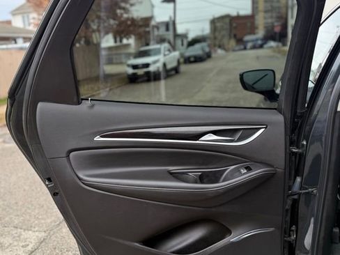 Used 2019 Buick Enclave Avenir w/ Avenir Technology Package image 24