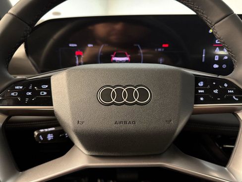 New 2025 Audi Q6 e-tron Premium Plus image 23