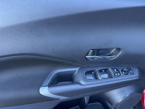 Certified 2024 Nissan Kicks SV image 12