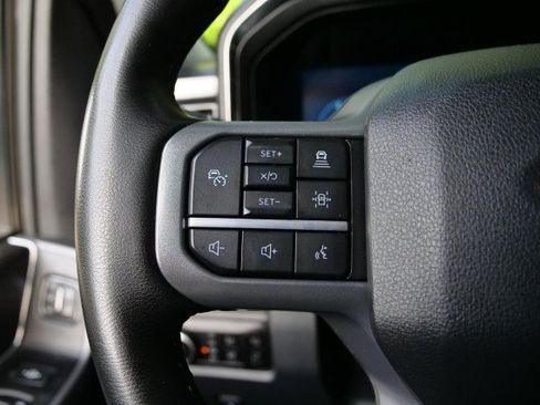 Used 2025 Ford F350 Lariat w/ Lariat Ultimate Package AWD/4WD image 29