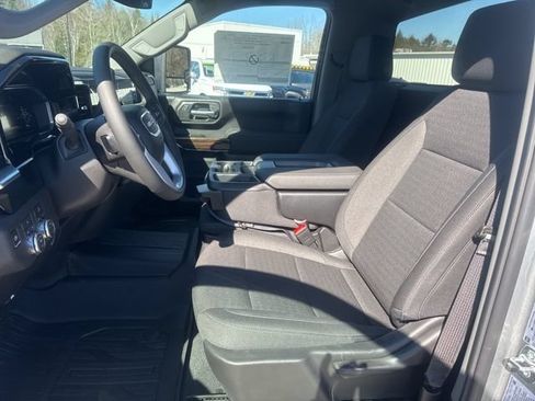 Used 2026 GMC Sierra 2500 SLE AWD/4WD image 11