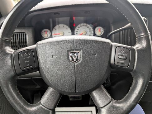 Used 2004 Dodge Ram 1500 Truck SLT w/ Sport Appearance Group image 15