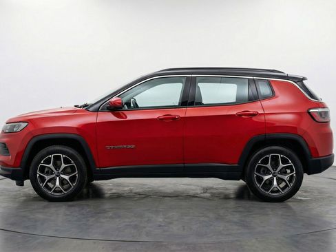 Used 2025 Jeep Compass Limited AWD/4WD image 5